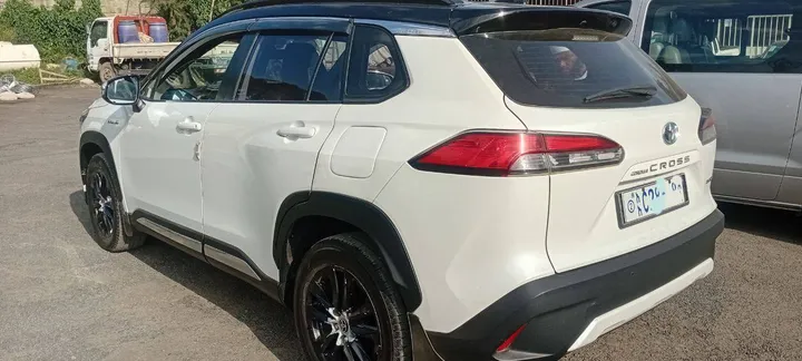 Toyota Corolla Cross 2023 Hybrid – photo 7