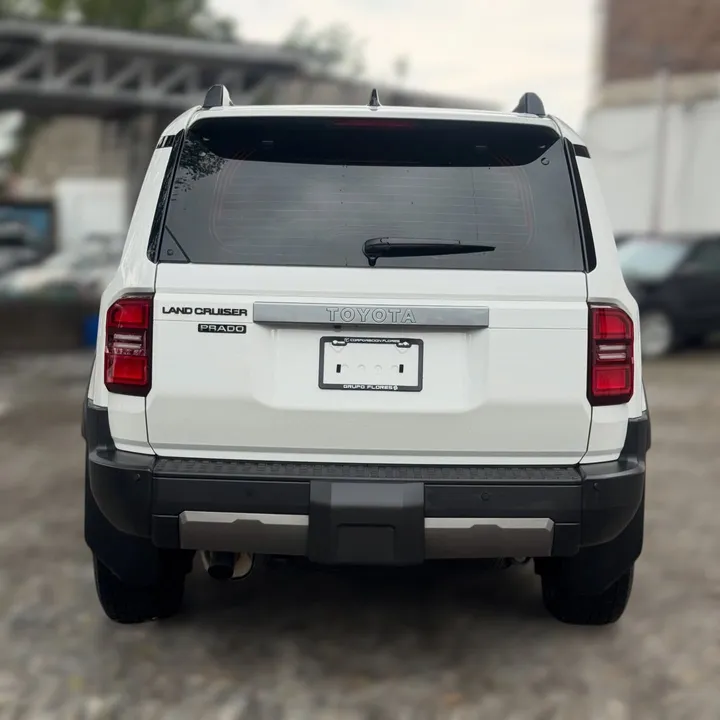 2025 Toyota Land Cruiser Prado Diesel – photo 4
