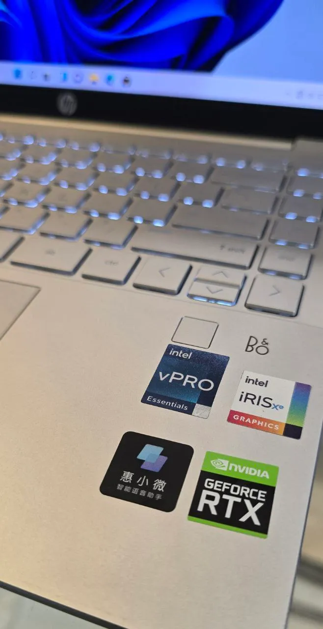 HP Pavilion Plus i7 RTX 2050 Laptop – photo 3