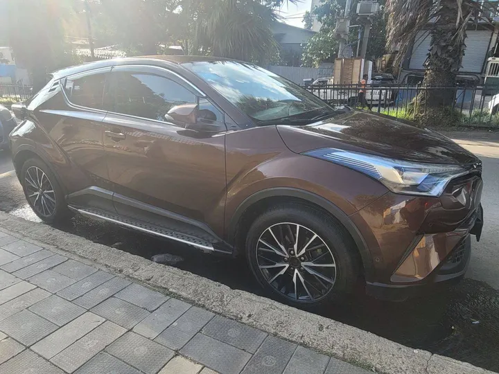 Toyota C-HR 2018 1.2T AWD – photo 5
