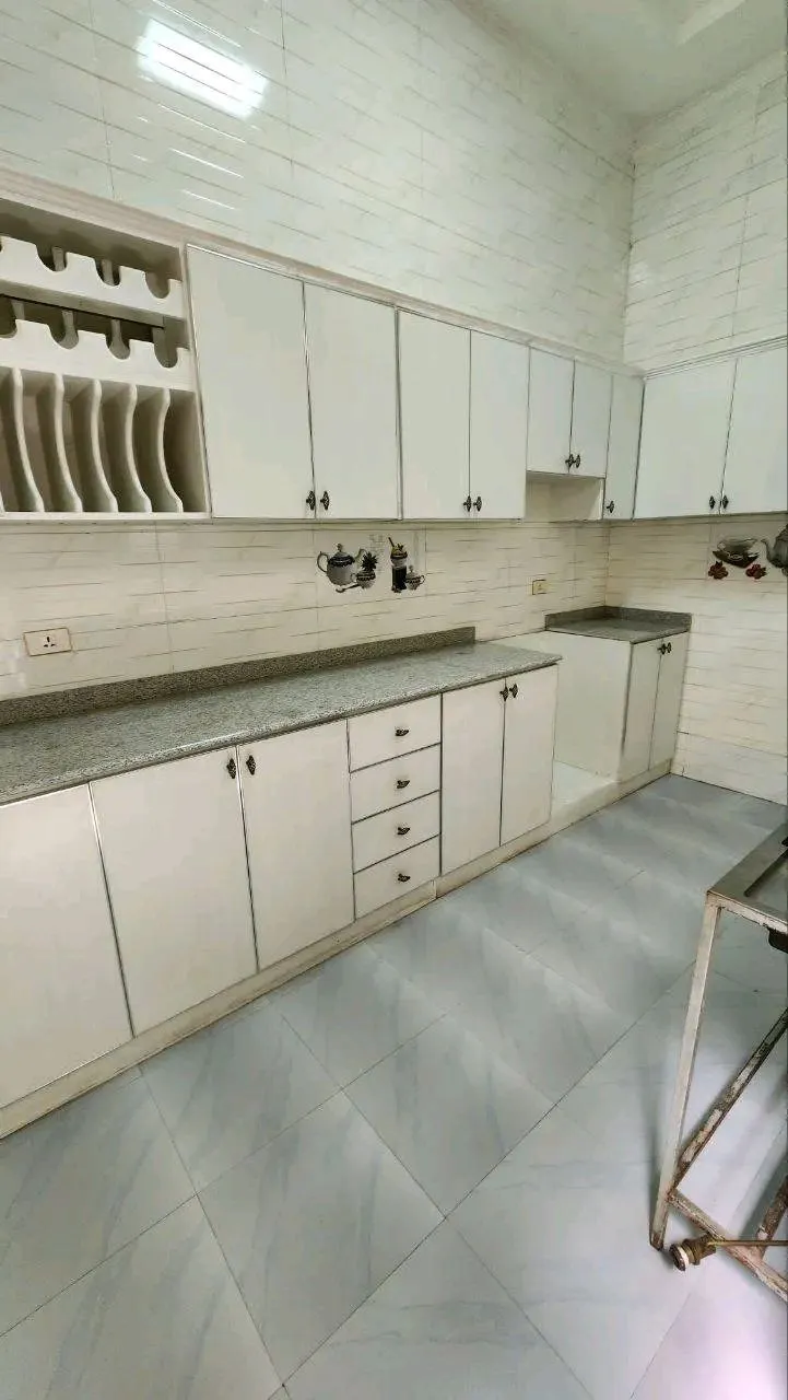 Modern Villa 180 sqm in Sumit – photo 4