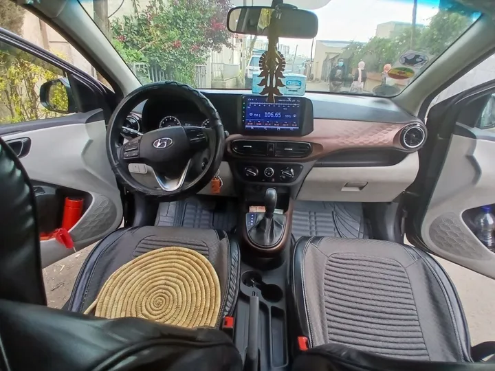 Hyundai Grand i10 2022 Automatic – photo 3