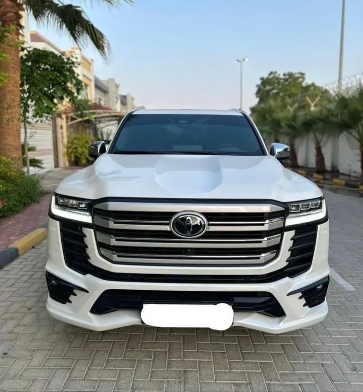 Toyota Land Cruiser VXR 2022 – photo 4