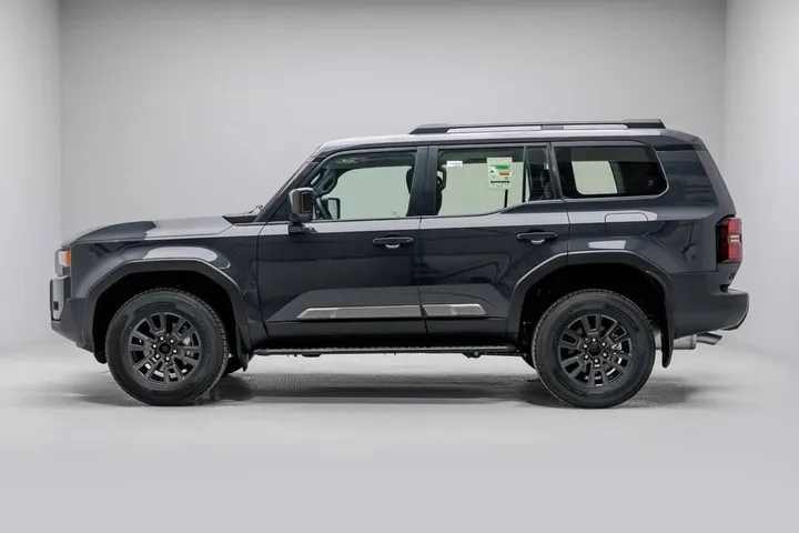 2025 Toyota Prado 2.8D Diesel – photo 3
