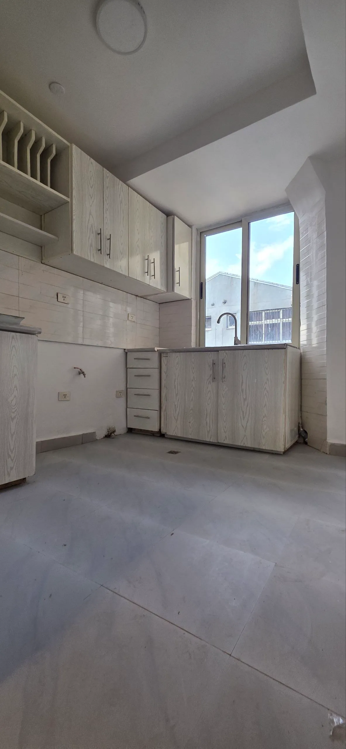2 Bedroom 86 sqm Condominium – photo 7