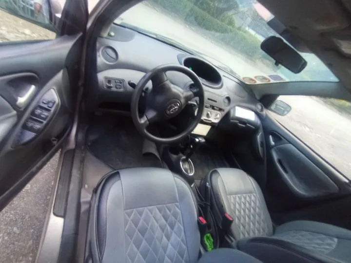 Toyota Vitz 2004 Automatic – photo 7