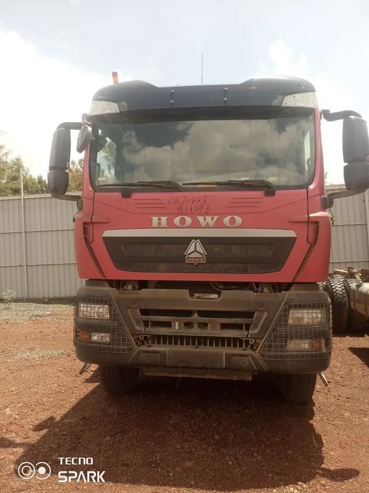 Sinotruk Howo Dump Truck – photo 4