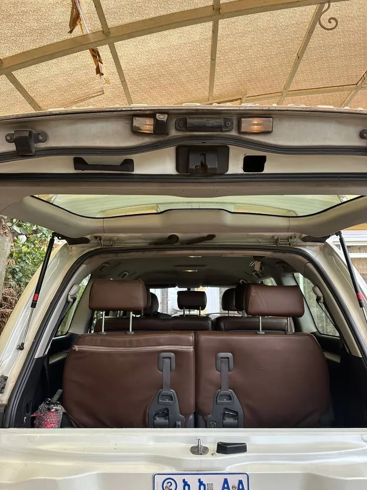Toyota Landcruiser VXR 2012 – photo 4