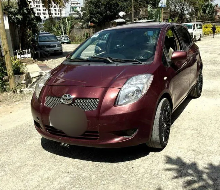 Toyota Yaris Compact 2007 – photo 9