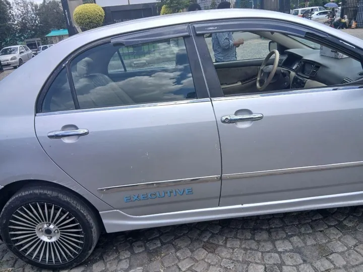 Toyota Corolla 2005 Automatic – photo 3