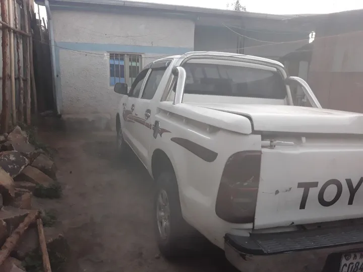 Toyota Double Cabin Pickup 2008 – photo 5