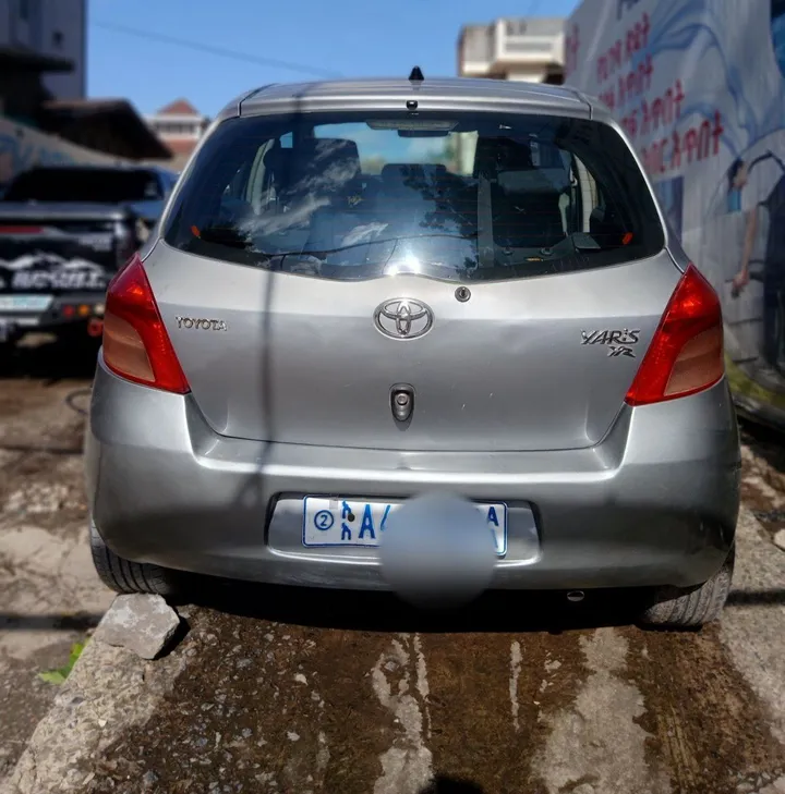 Toyota Yaris 2007 Manual – photo 4