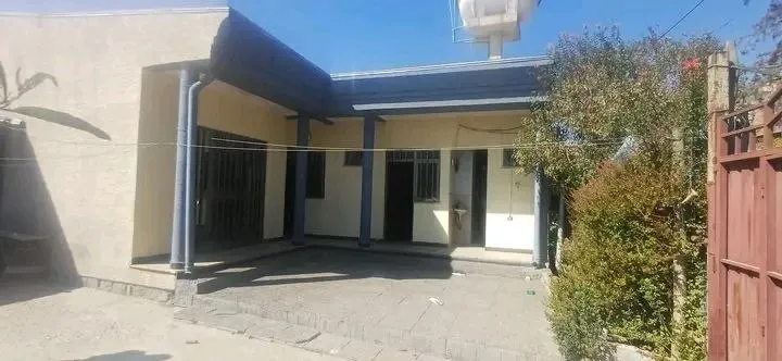 L-Shaped 3 Bedroom House Yeka Abado – photo 7