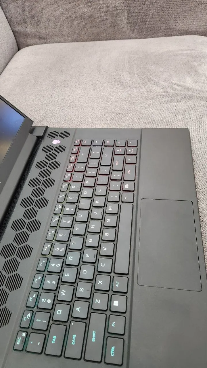 Alienware m16 R1 RTX 4080 Laptop – photo 7