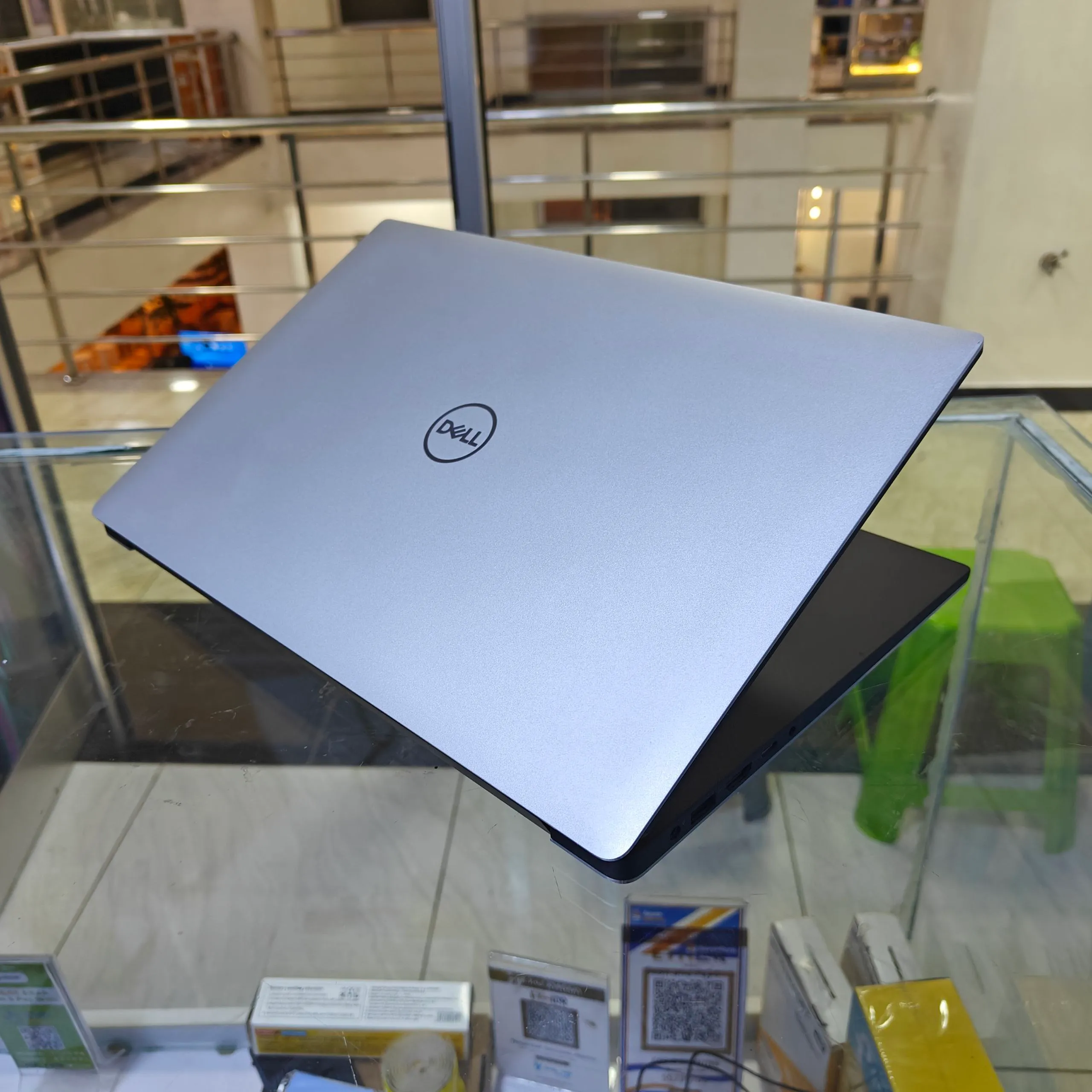 Dell Precision 5530 Laptop 32GB 1TB – photo 3