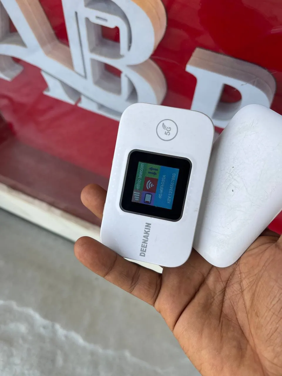 DEENAKIN 4G/5G LTE WiFi Hotspot – photo 3
