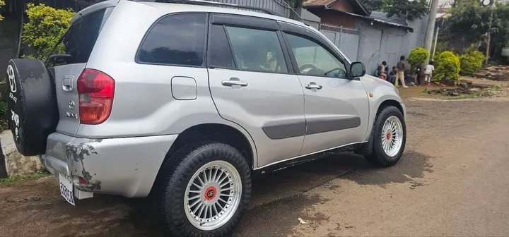 Toyota Rav4 2003 Automatic Full Option – photo 5