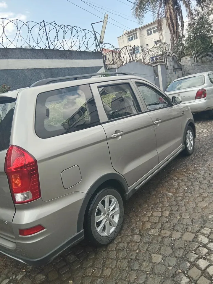 Glory 2024 Model Minivan – photo 5