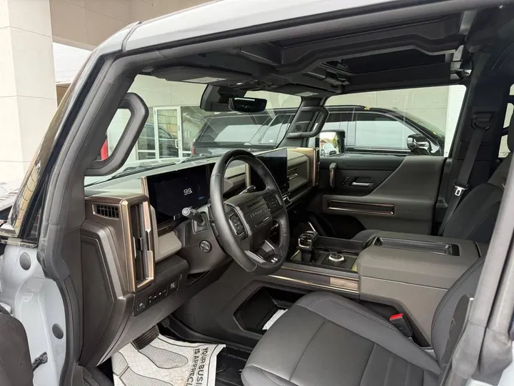 GMC Hummer EV SUV – photo 5