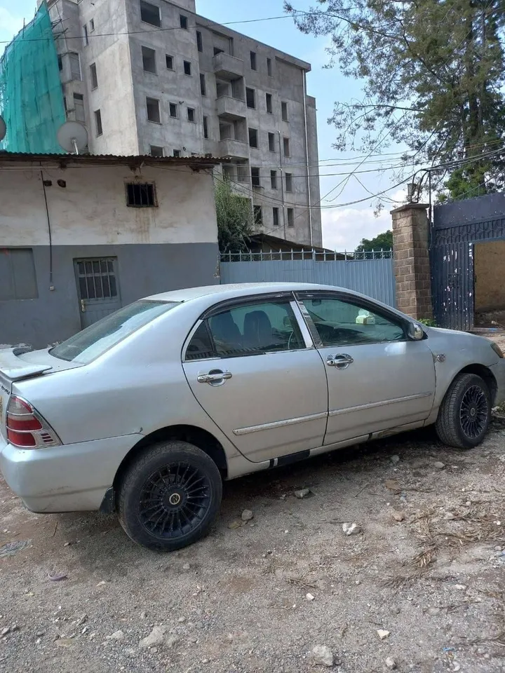 Toyota Corolla 2004 Manual Sedan – photo 4