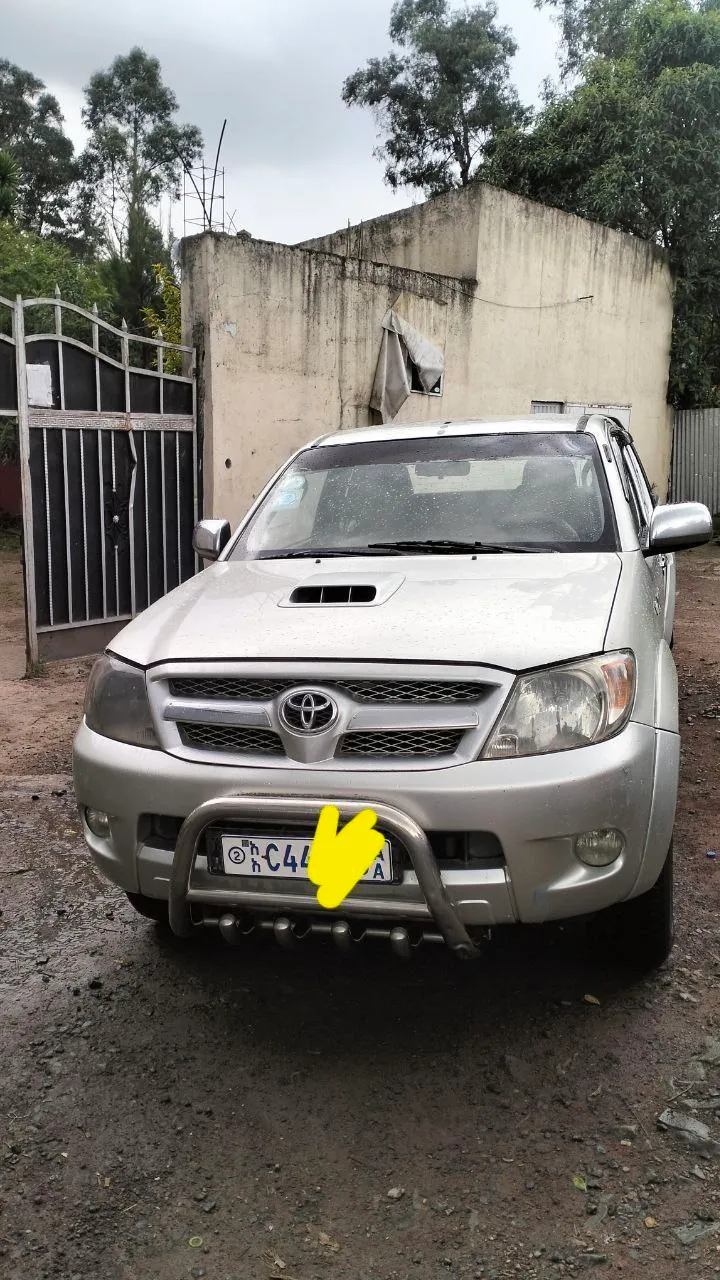 Toyota Hilux Double Cab 2008 – photo 3
