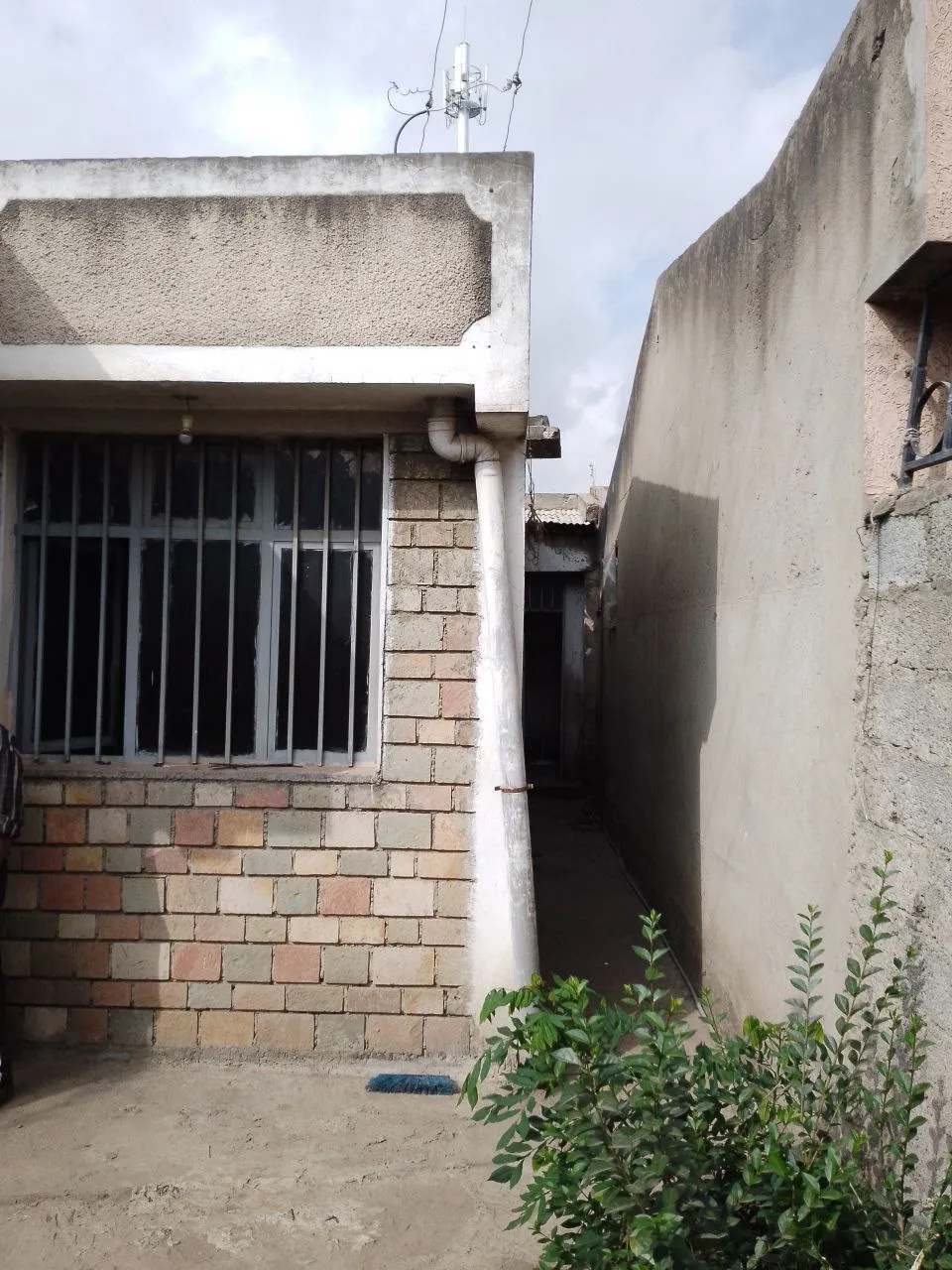 Old L-Shape House Summit Waji 105 sqm – photo 3