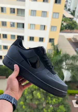 Nike Air Force 1 Low triple black