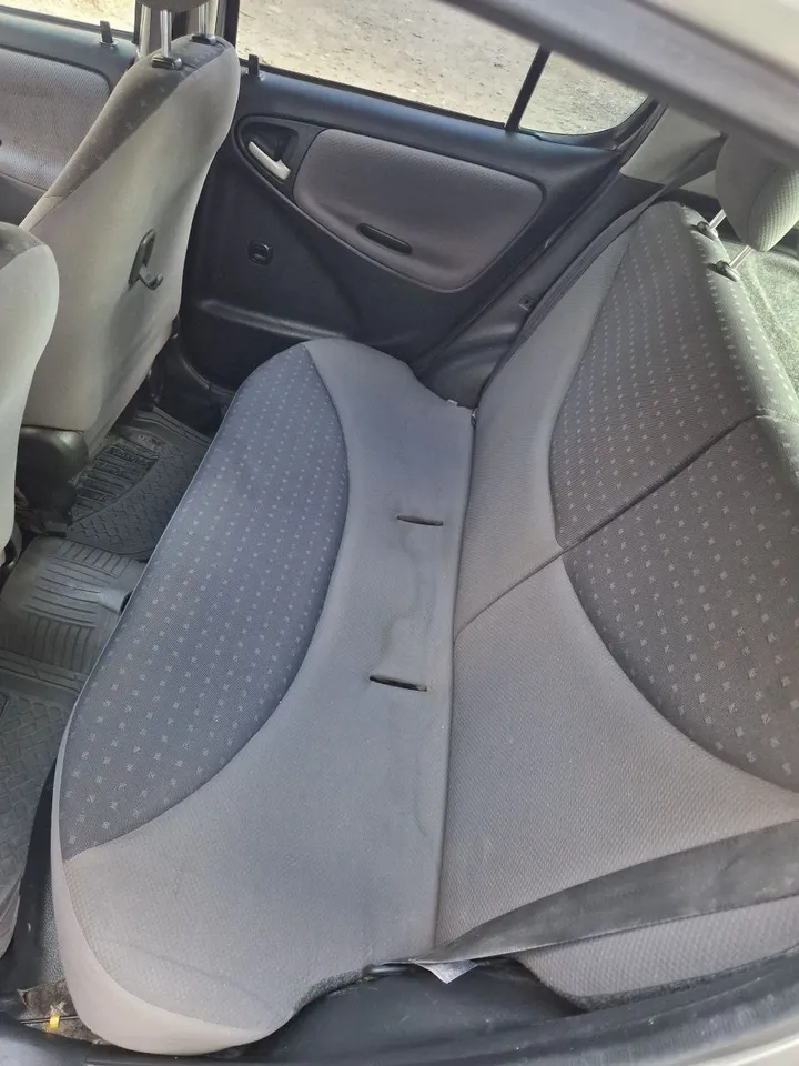 Toyota Vitz 2004 Automatic – photo 6