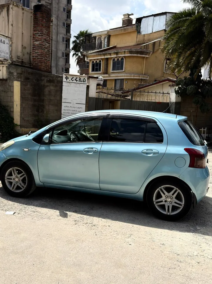 Toyota Yaris Compact 2007 Automatic – photo 5