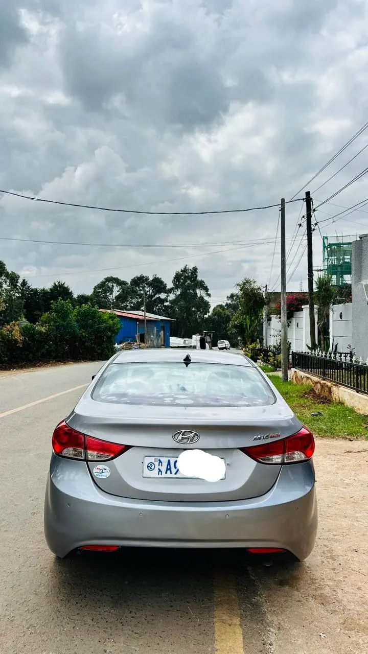 Hyundai Avante 2012 1.6L – photo 6