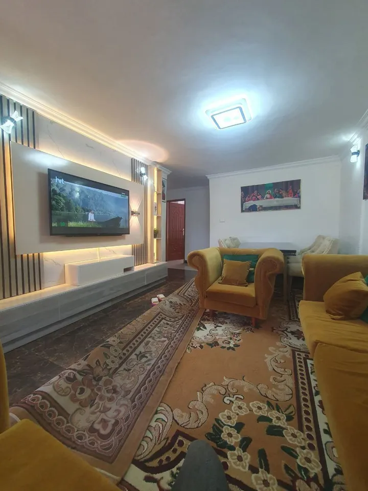 2 Bedroom Summit Condo 71sqm – photo 3