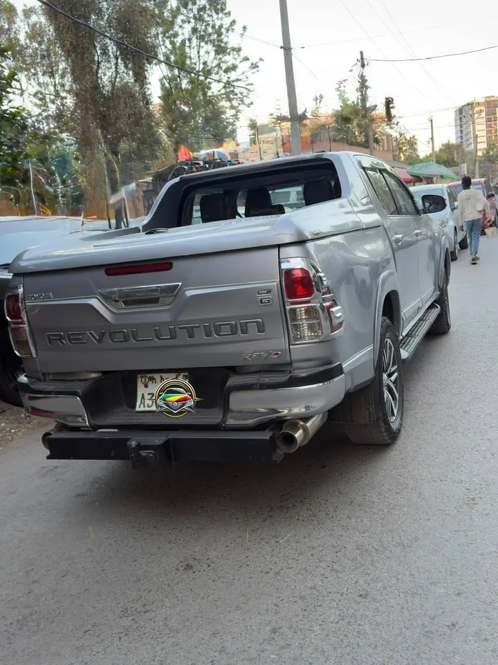Toyota Hilux 2017 Double Cab – photo 4