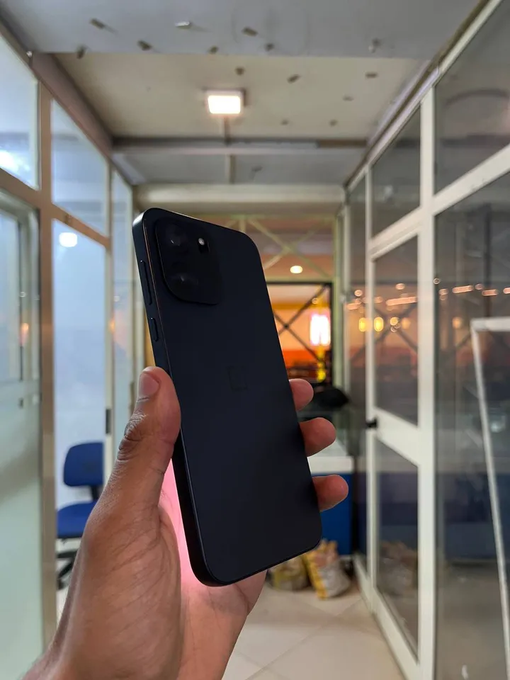 OnePlus Turbo 6V 256GB 12GB – photo 3