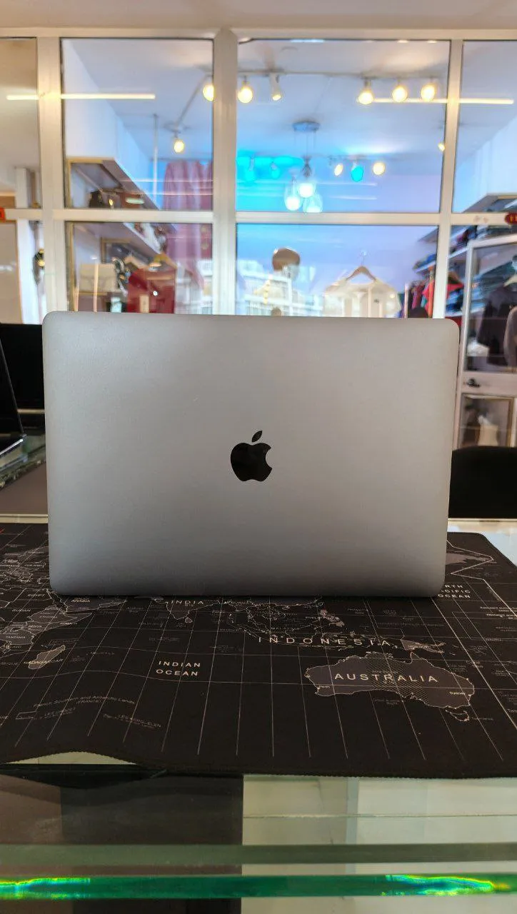 Apple MacBook Pro 2017 13.3 Inch – photo 3