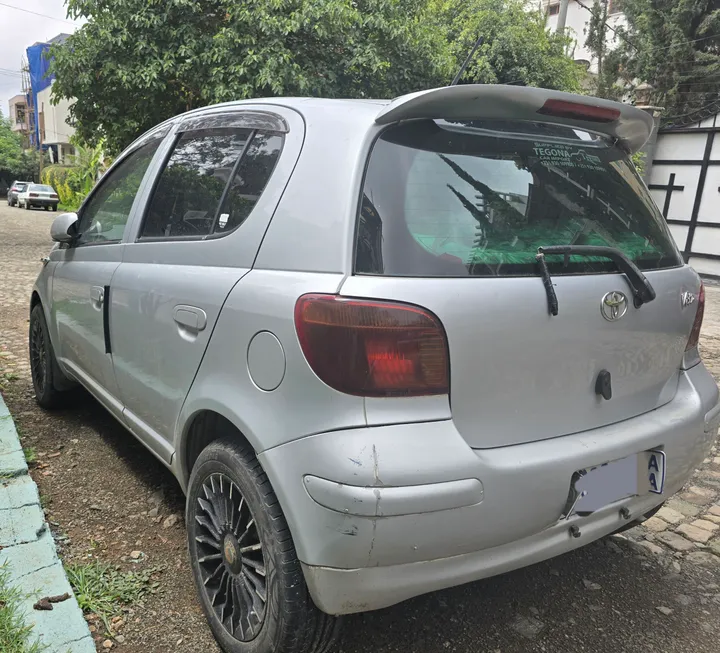 Toyota Vitz 2004 1.0L – photo 4