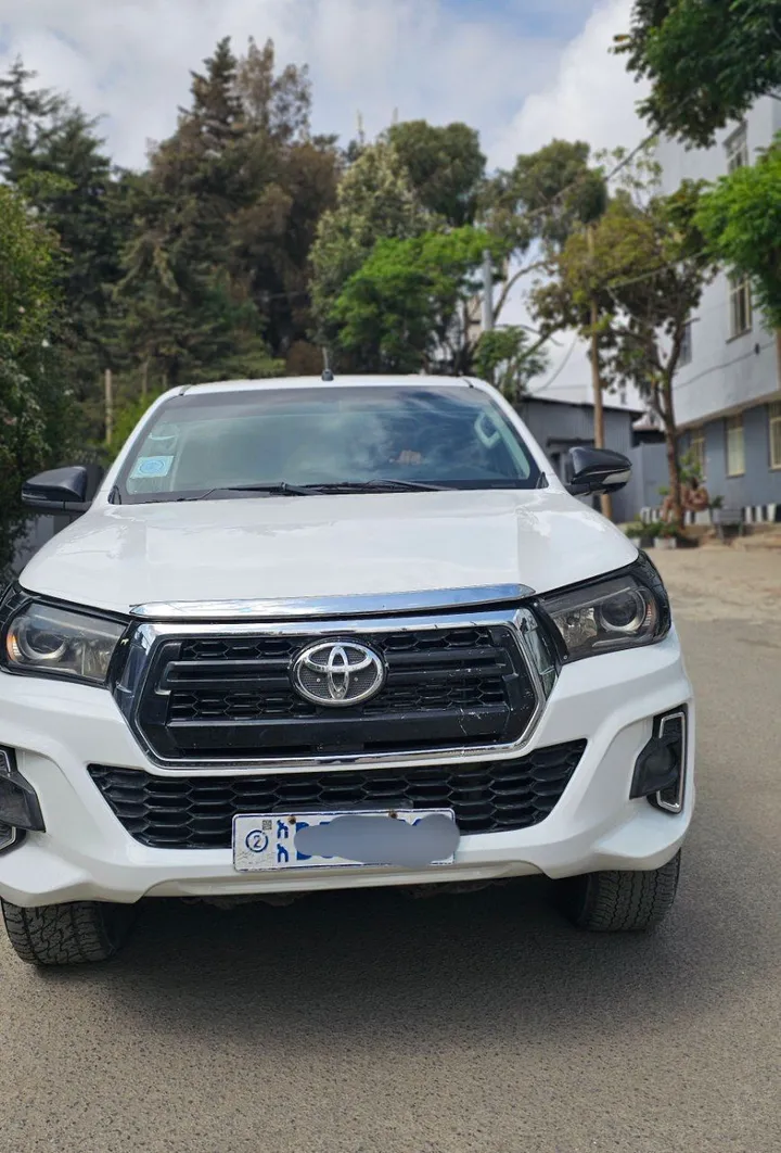 Toyota Revo King Cab 2017 – photo 10