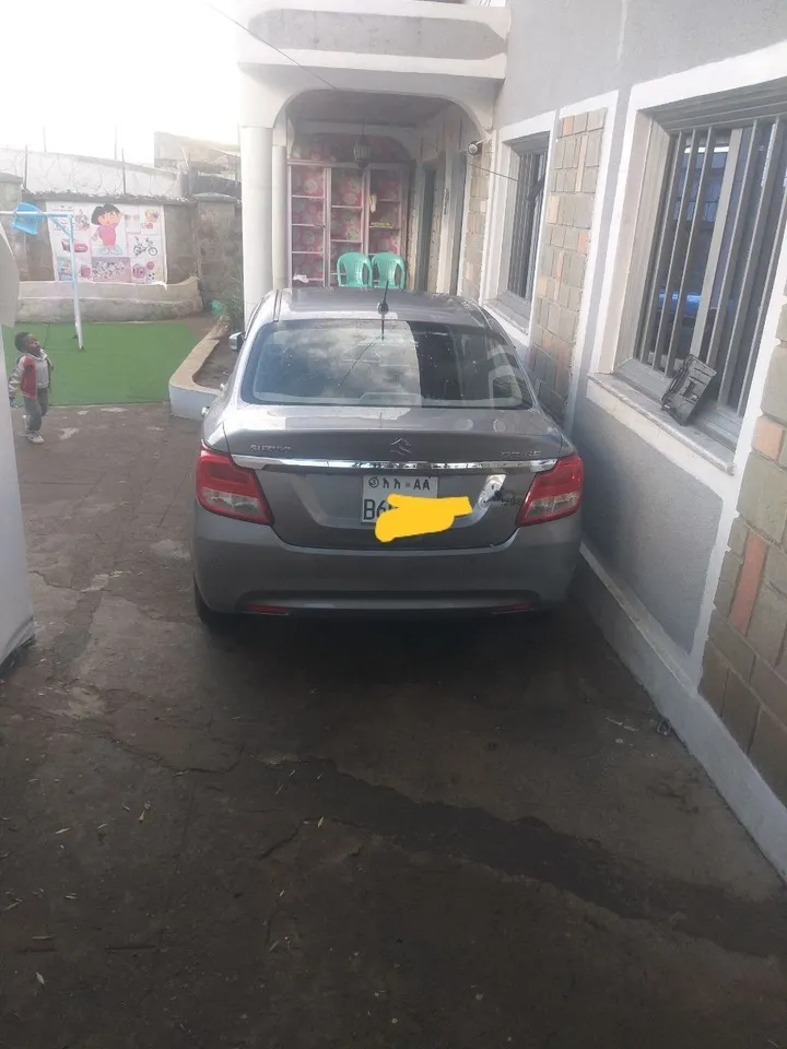 Suzuki Dzire 2022 Sedan – photo 4