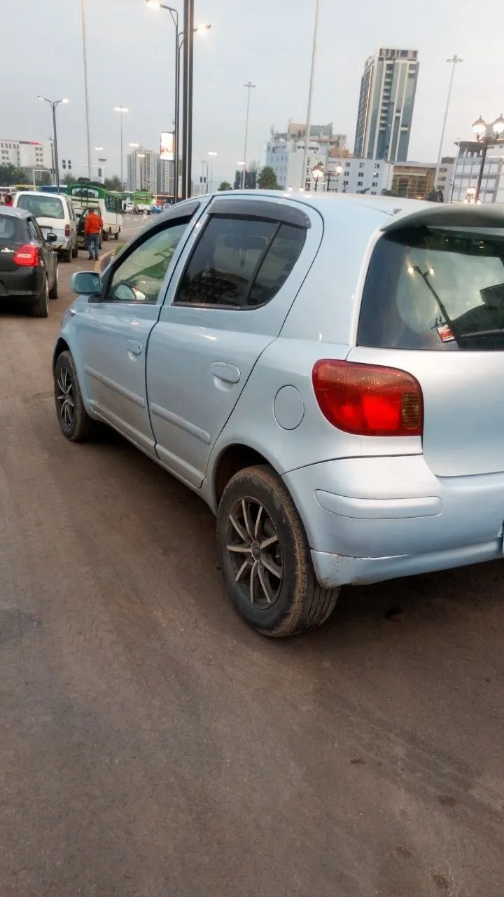 Toyota Vitz 2003 Automatic – photo 5