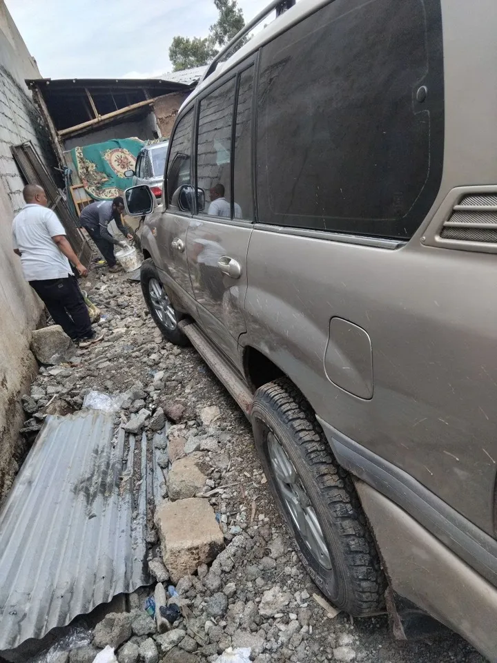 Toyota 105 2005 Diesel Automatic – photo 5
