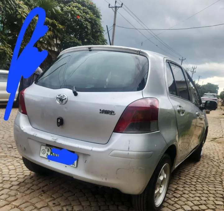 Toyota Yaris Compact 2008 Automatic – photo 4