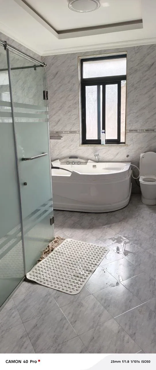 B+G+1 7 Bedroom House Abado – photo 3