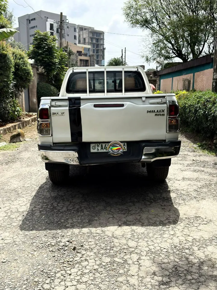 Toyota Hilux 2016 Double Cab – photo 5