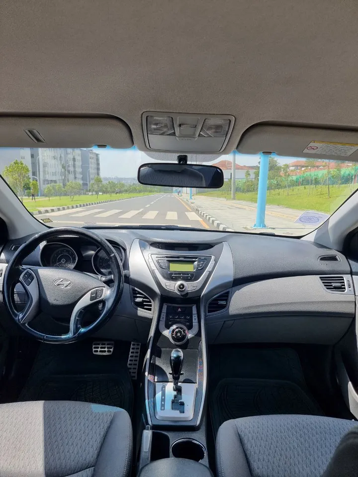 Hyundai Elantra 2013 Automatic – photo 9