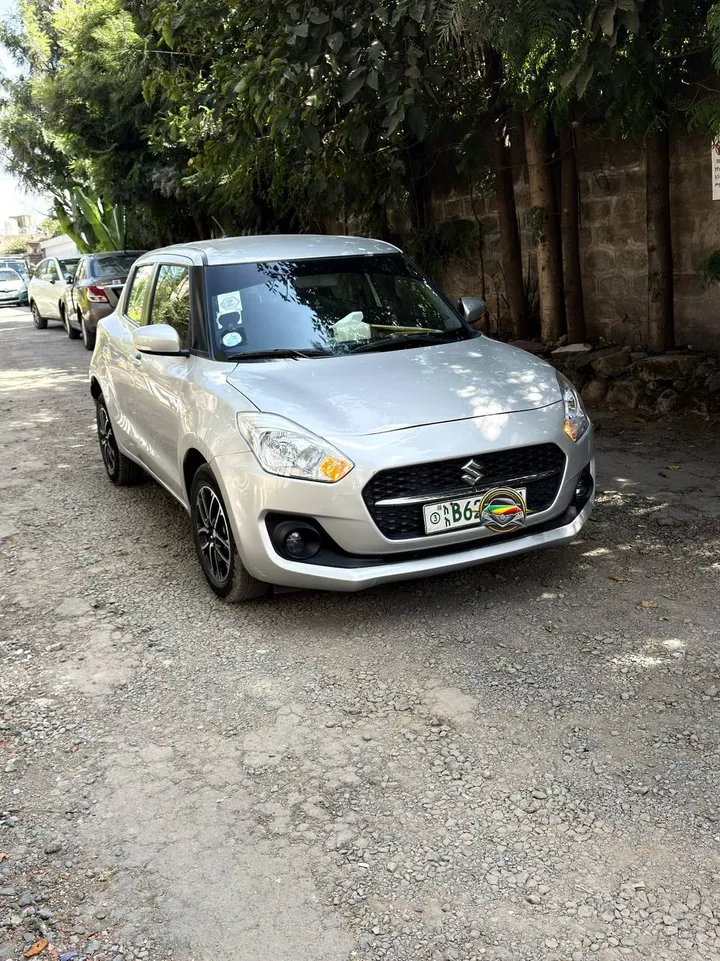 Suzuki Swift 2022 Full Option – photo 6