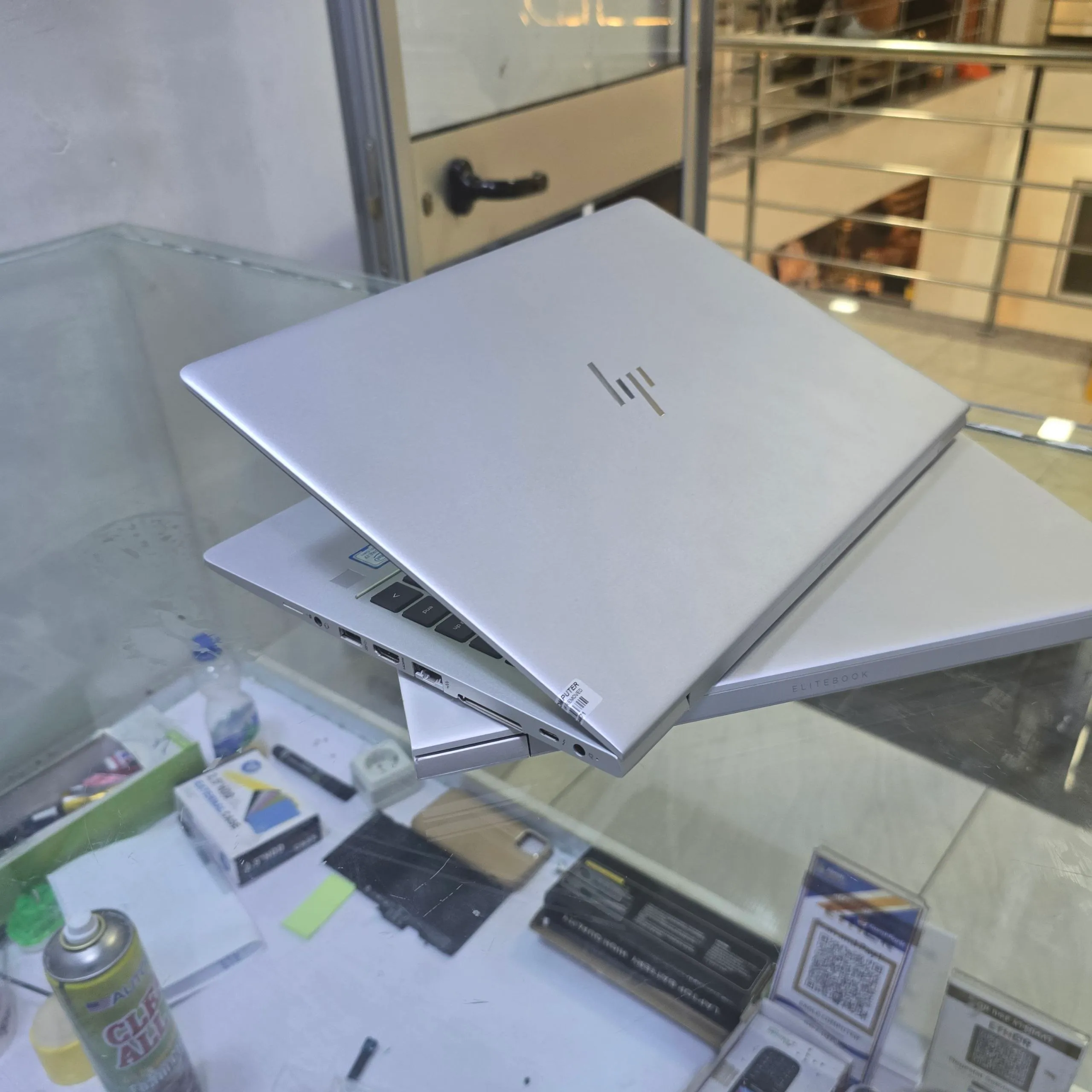 HP EliteBook 840 G5 i7 Laptop – photo 3