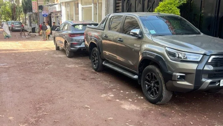 2021 Toyota Hilux Invincible Pickup – photo 4