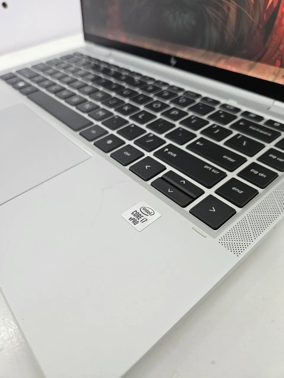 HP EliteBook 1040 G7 Touchscreen – photo 3