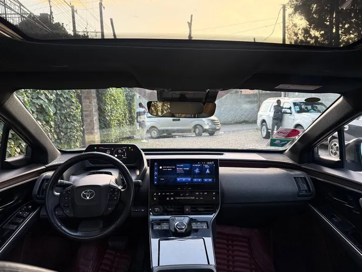 Toyota BZ4X 2022 Electric SUV – photo 8