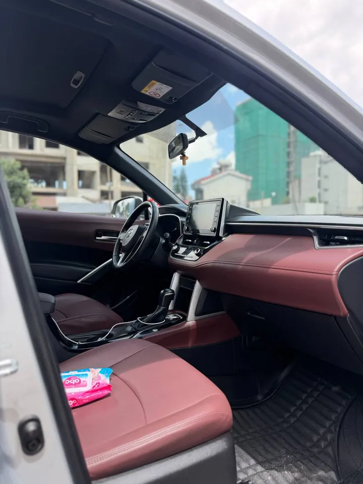 Toyota Corolla Cross Hybrid 2023 – photo 7