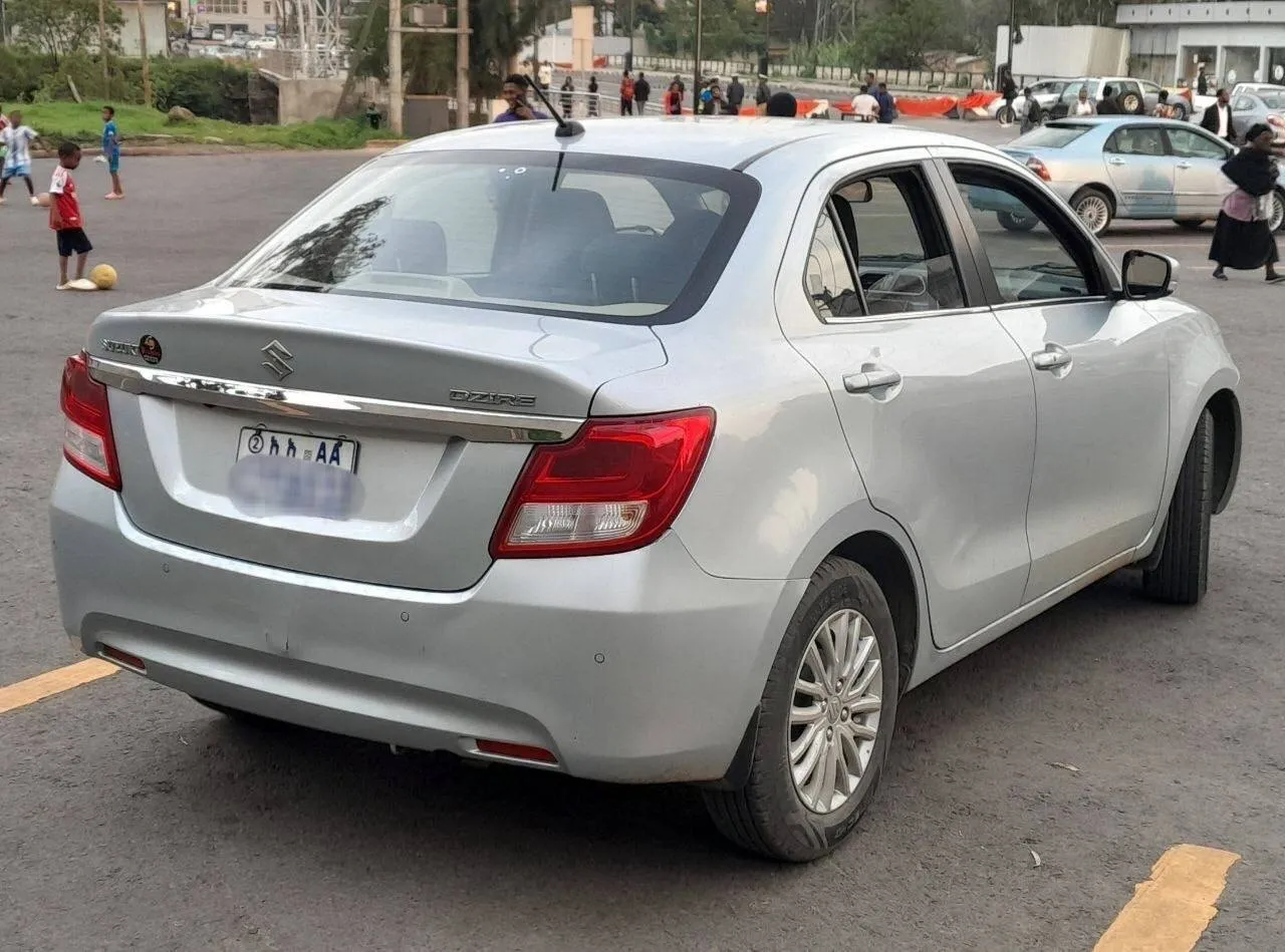 Suzuki Dzire 2024 Full Option – photo 4